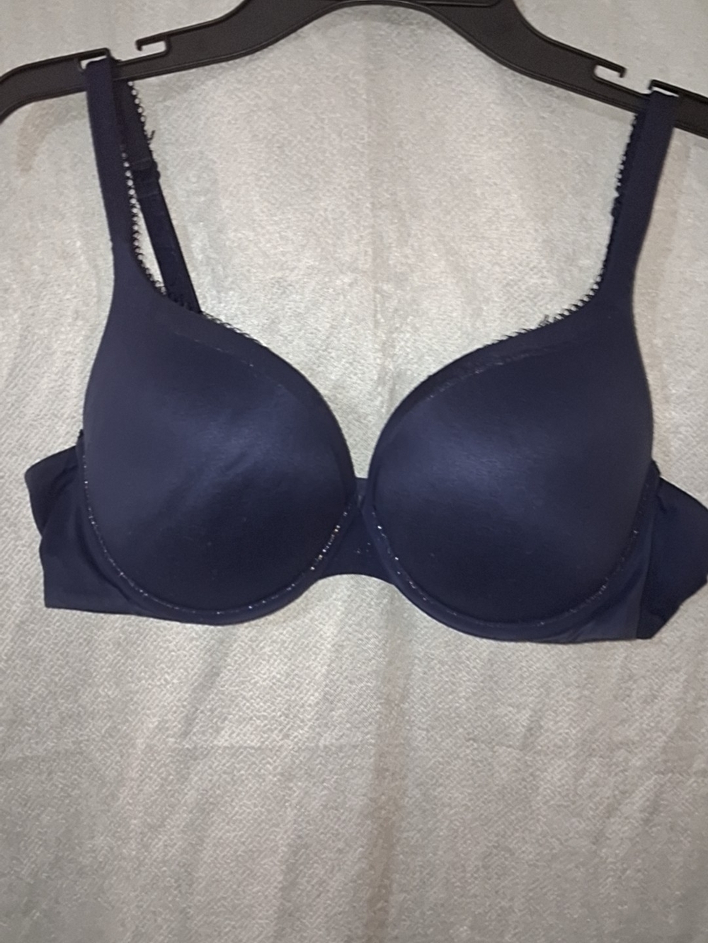 Victoria's Secret Navy Smooth T-Shirt Bra